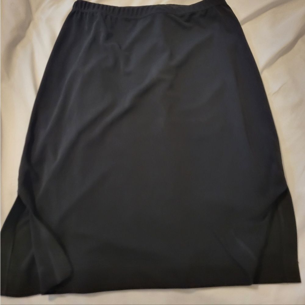 BCBG Maxazria Black 🖤Skirt Size Extra Small